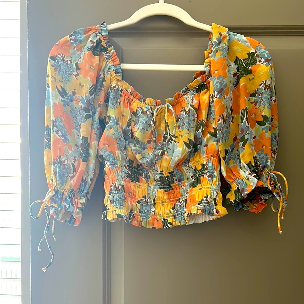 A&F: Floral Top